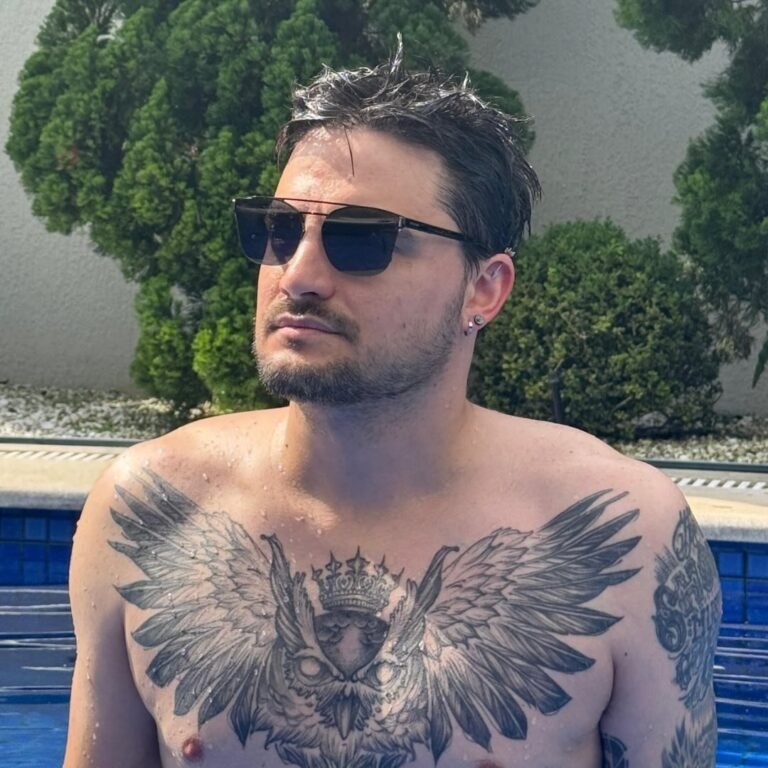 Felipe Neto Rodrigues Vieira